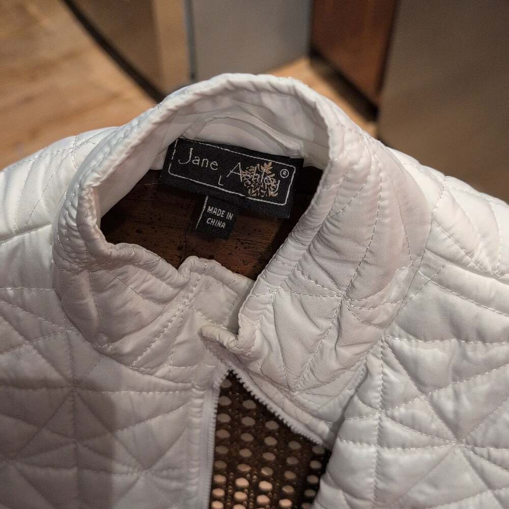 Jane Ashley Casual Lifestyle Quilted Jacket